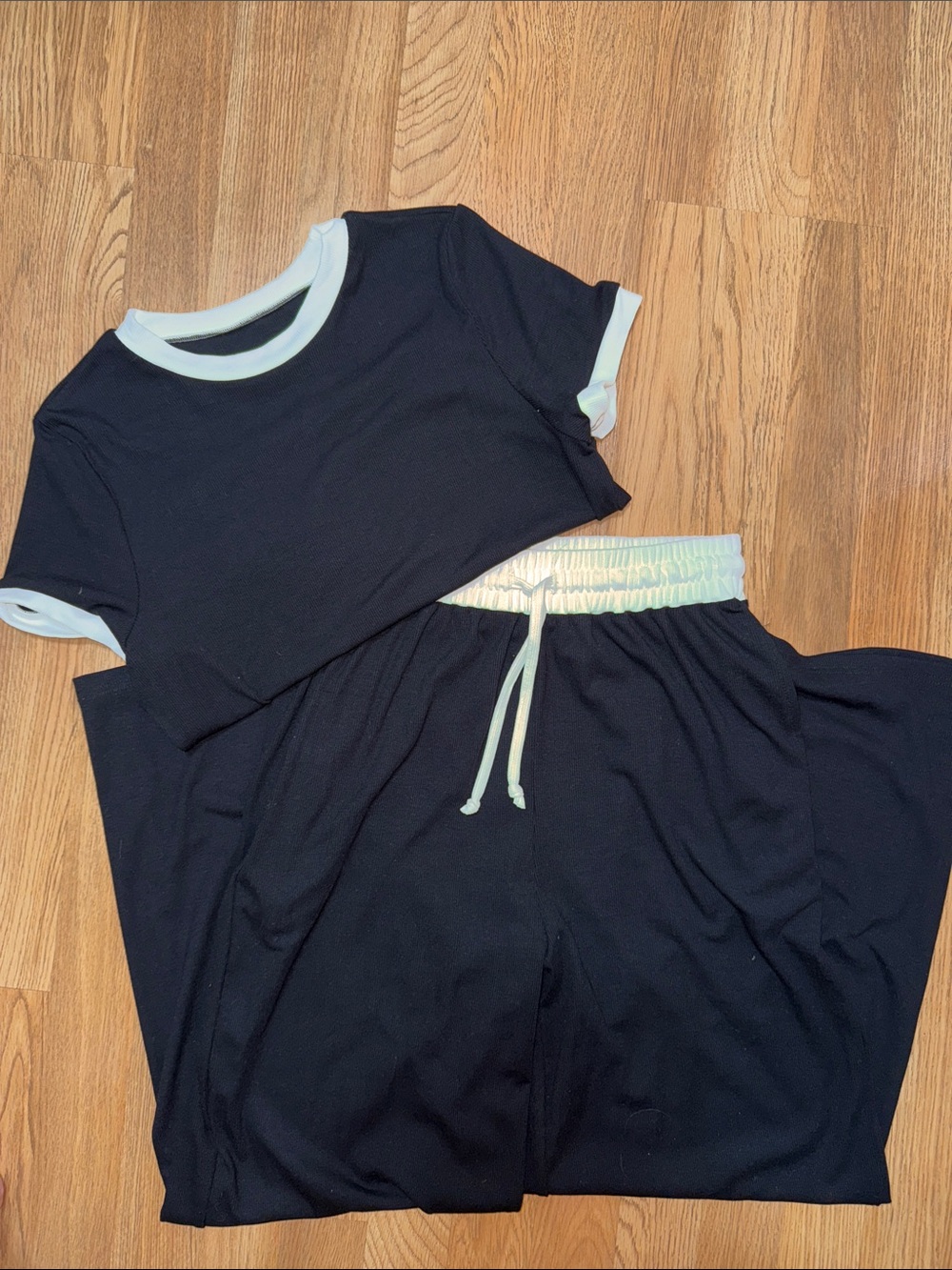 Women's Black/White Ribbed Lounge Set